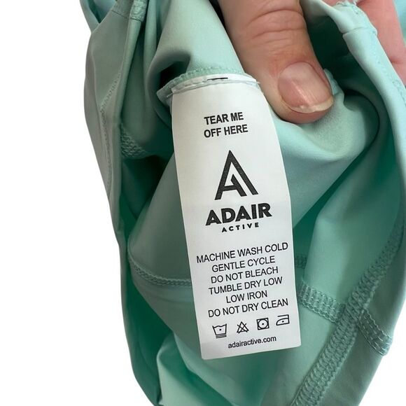 Nwt medium ADAIR ACTIVE Women’s golf polo - Picture 8 of 9